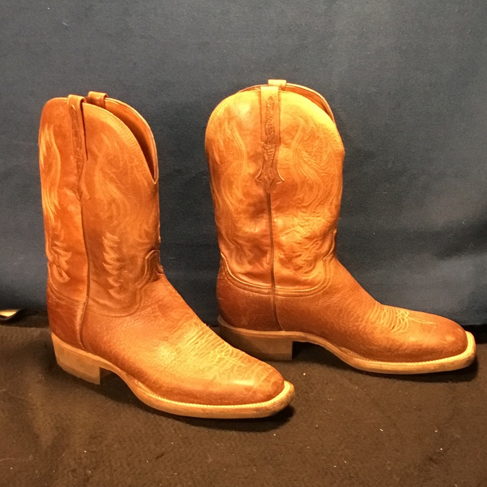 Lucchese Bison Leather Horseman Boot
Style CX 1511
Heirloom finish
Men’s 13 D